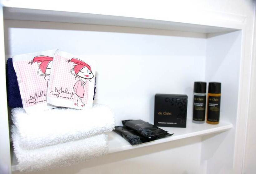 Апартаменты 3 Спальни, Camelot On Ulster