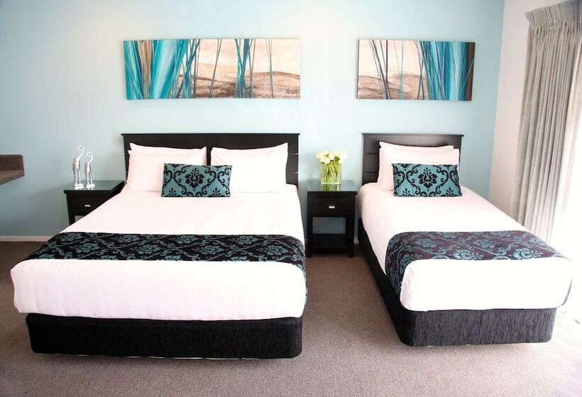 Студия Superior, Camelot On Ulster