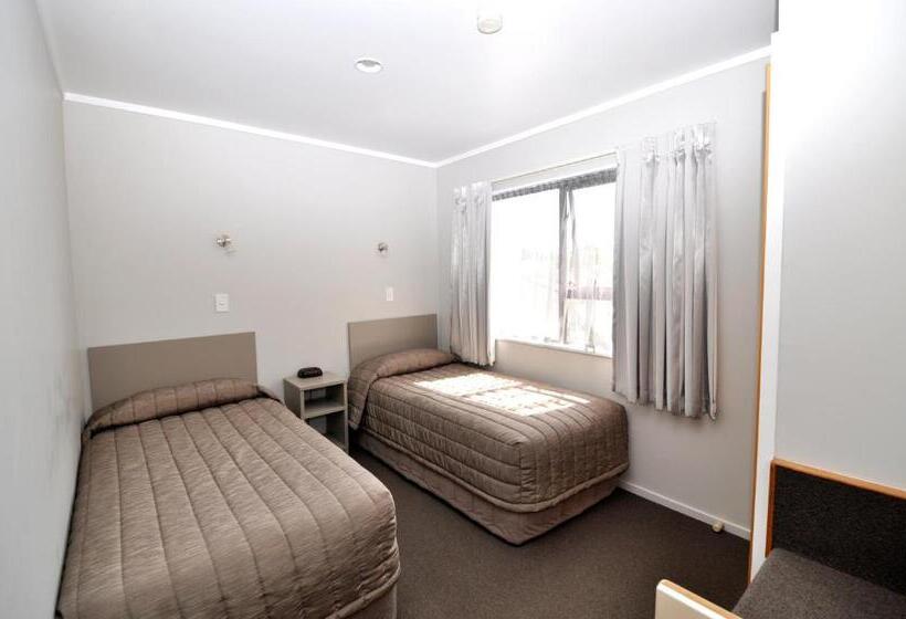 شقة عائلية غرفتين نوم, Knightsbridge Court Motor Lodge