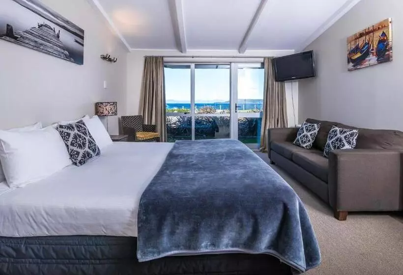 استودیو استاندارد با تخت کینگ, Twin Peaks Lakeside Inn