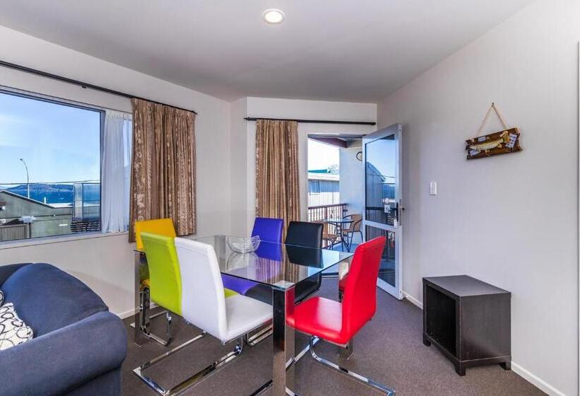 3침실 스위트, Twin Peaks Lakeside Inn