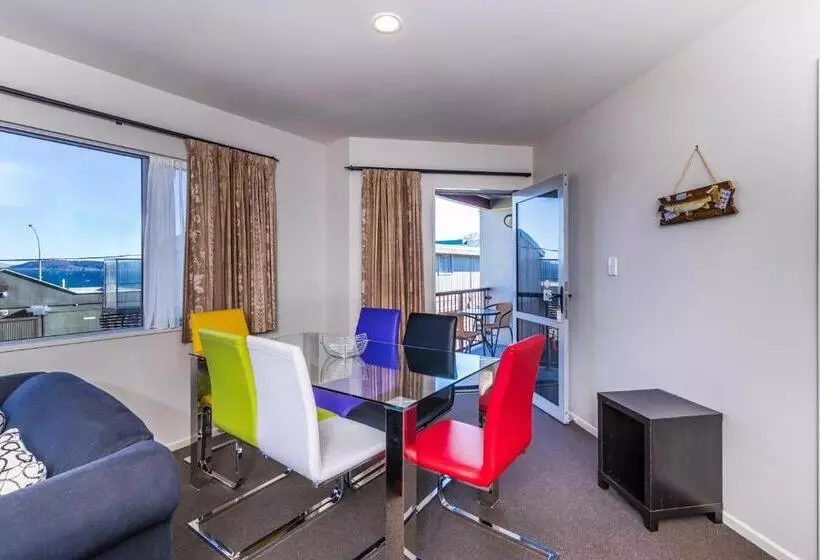 3 Bedroom Suite, Twin Peaks Lakeside Inn