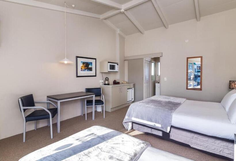 수피리어 스튜디오, Twin Peaks Lakeside Inn