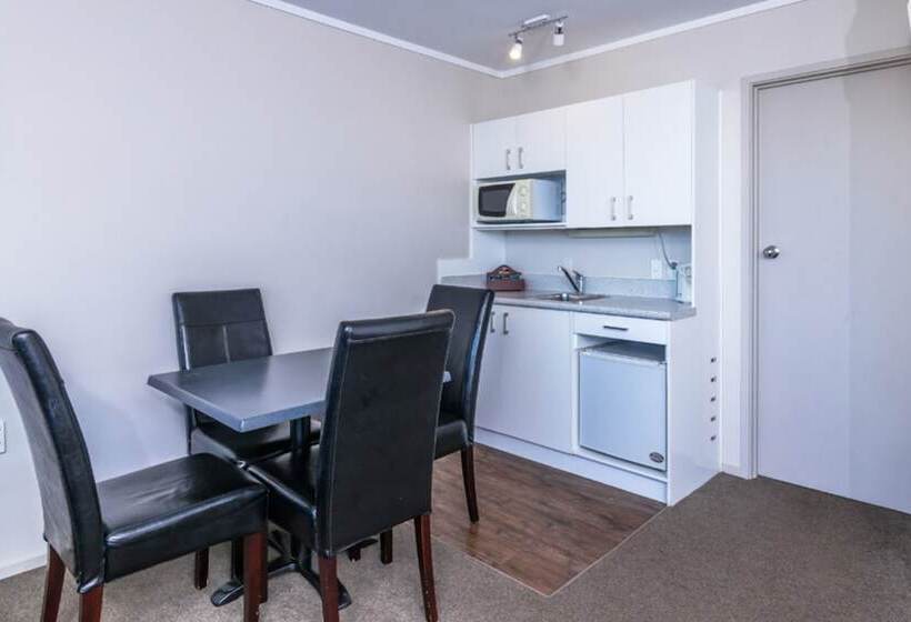 1베드룸 아파트 1층, Twin Peaks Lakeside Inn