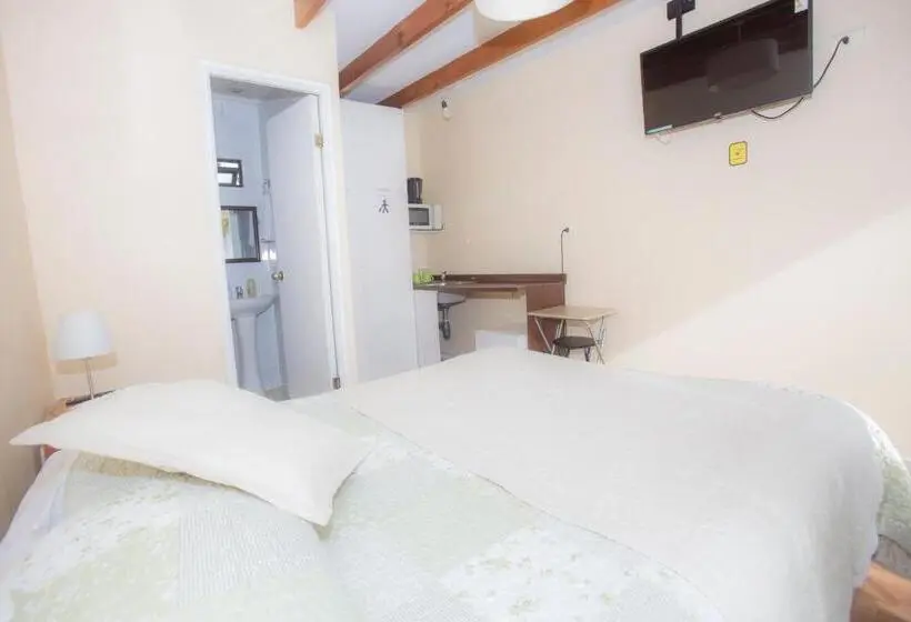 スタンダードルーム, Hostal Ravello