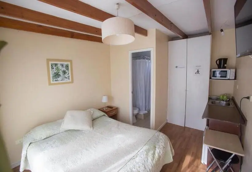 スタンダードルーム, Hostal Ravello