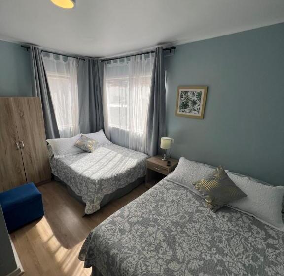 Четырехместный Номер Стандарт, Hostal Ravello