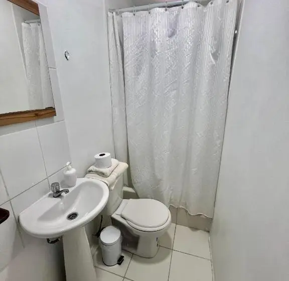 エコノミーシングルルーム, Hostal Ravello