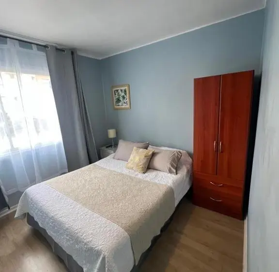 スタンダードシングルルーム, Hostal Ravello