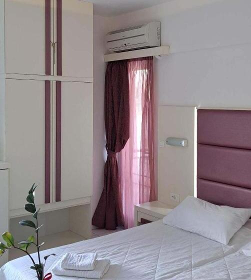 اتاق استاندارد, Bicorna Chania