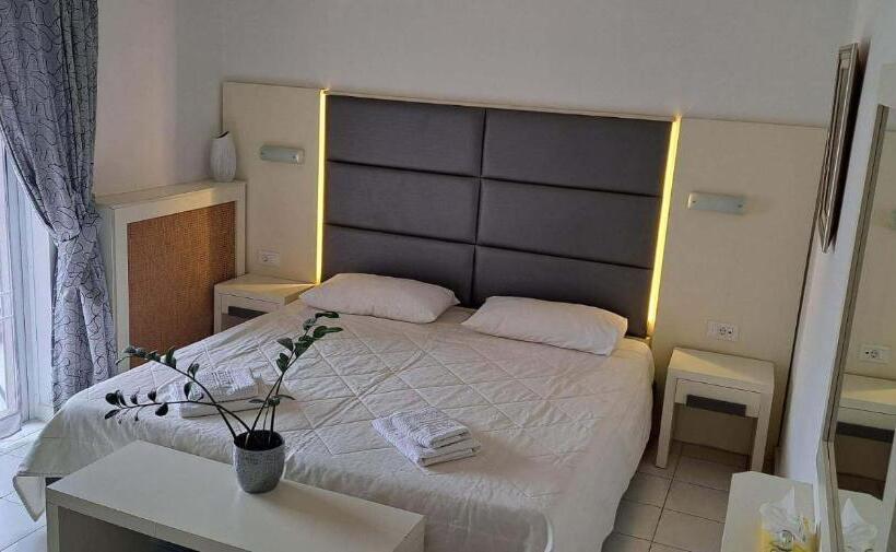 اتاق استاندارد, Bicorna Chania