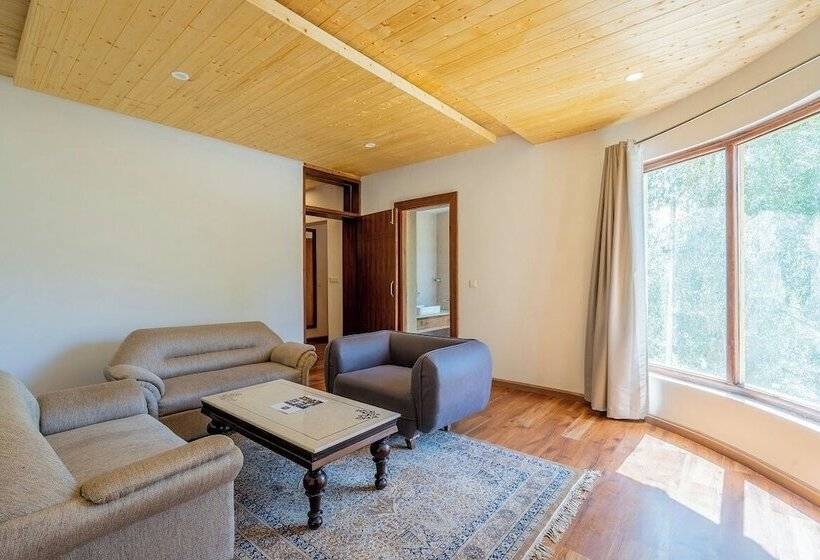 اتاق لوکس, Ladakh Himalayan Retreat