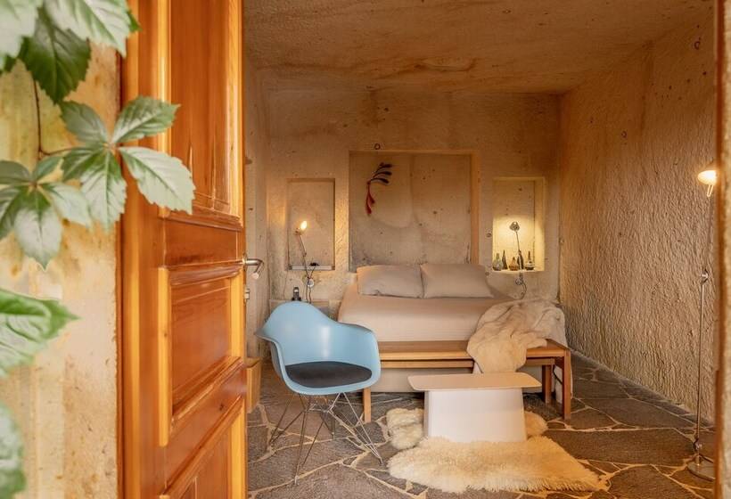 Номер Стандарт, Serinn House