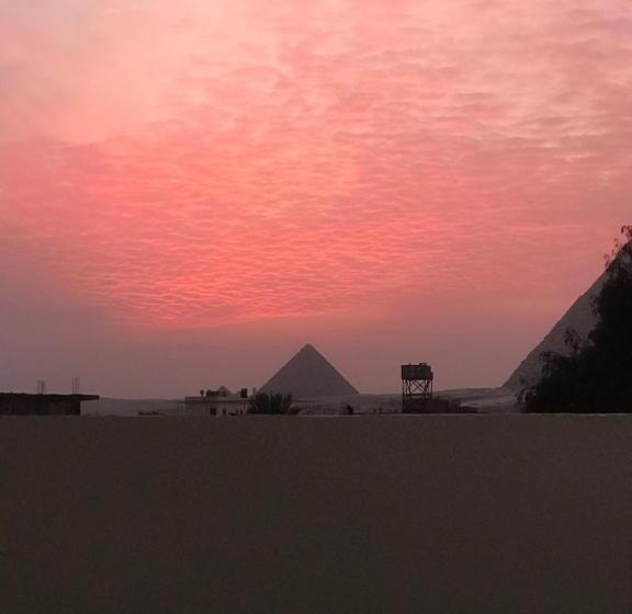 اتاق استاندارد یک تخته با چشم‌انداز, 3 Pyramids View Inn