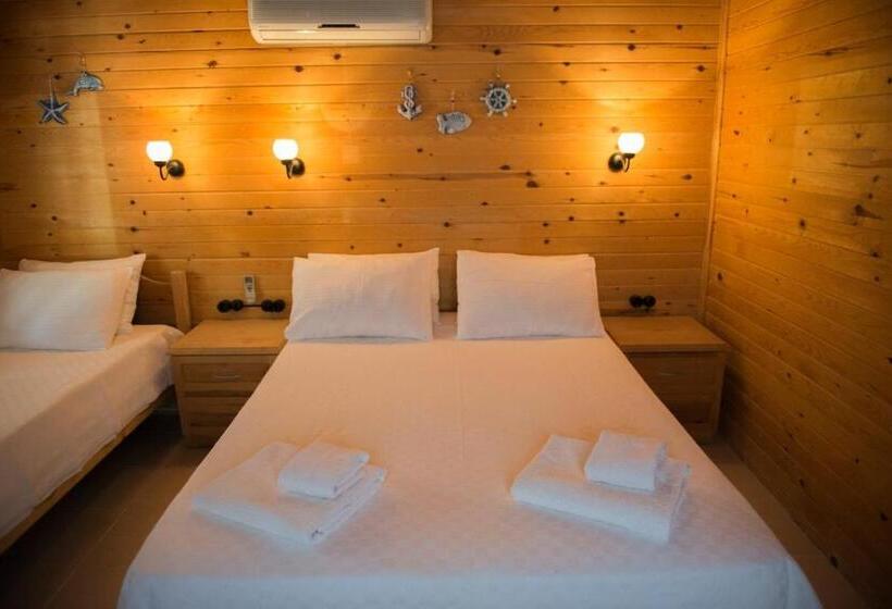 Habitació Triple Estàndard, Datca Masal Gibi