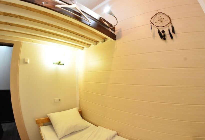 스탠다드 룸, Good News Hostel