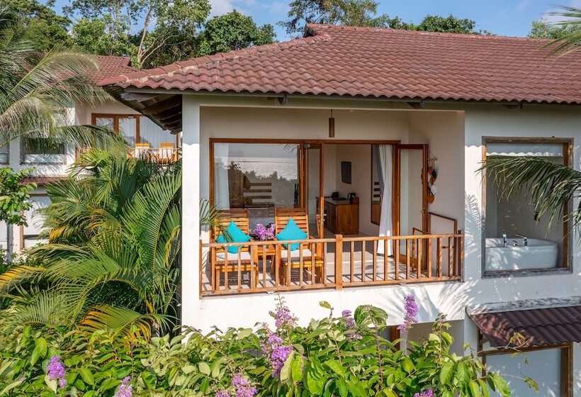 اتاق پرمیوم با چشمانداز دریا, Camia Resort & Spa