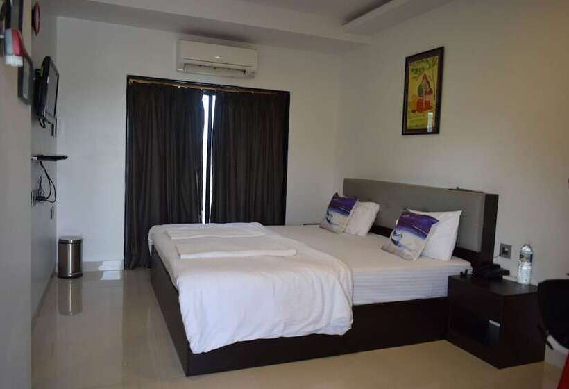 חדר דלוקס מותאם לאנשים עם מוגבלויות, Athi Resorts