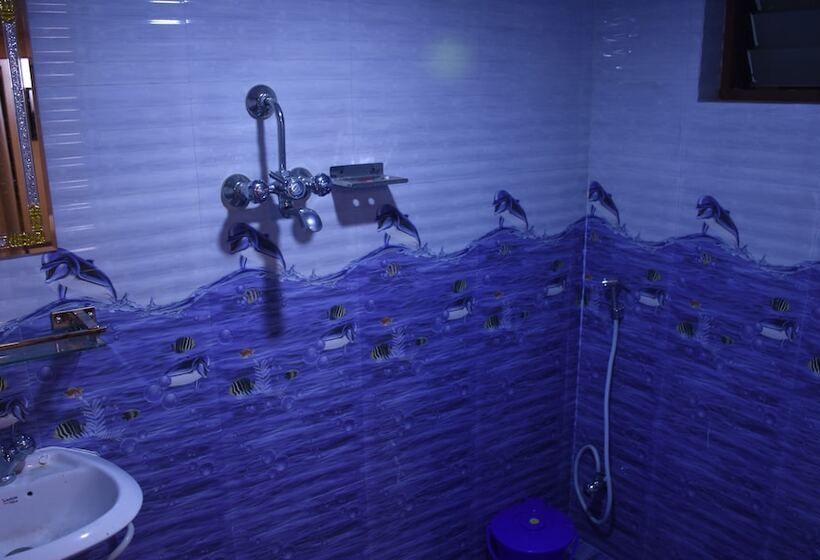 اتاق استاندارد, Subha Guest House