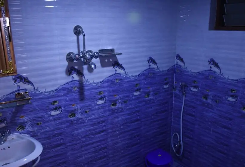 اتاق استاندارد با بالکن, Subha Guest House