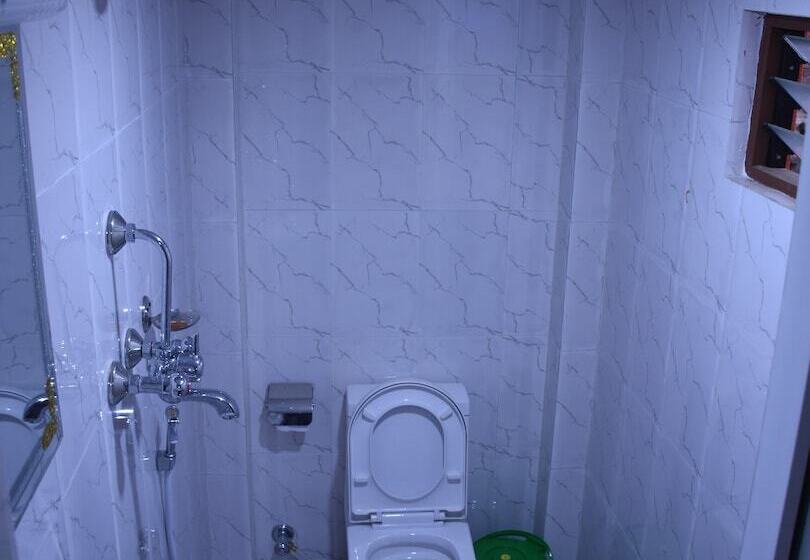 اتاق اکونومی یک تخته, Subha Guest House