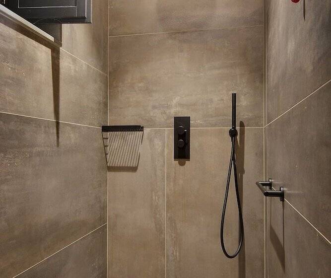 غرفة سوبيريور رباعية, Kores Boutique Hotel & Spa