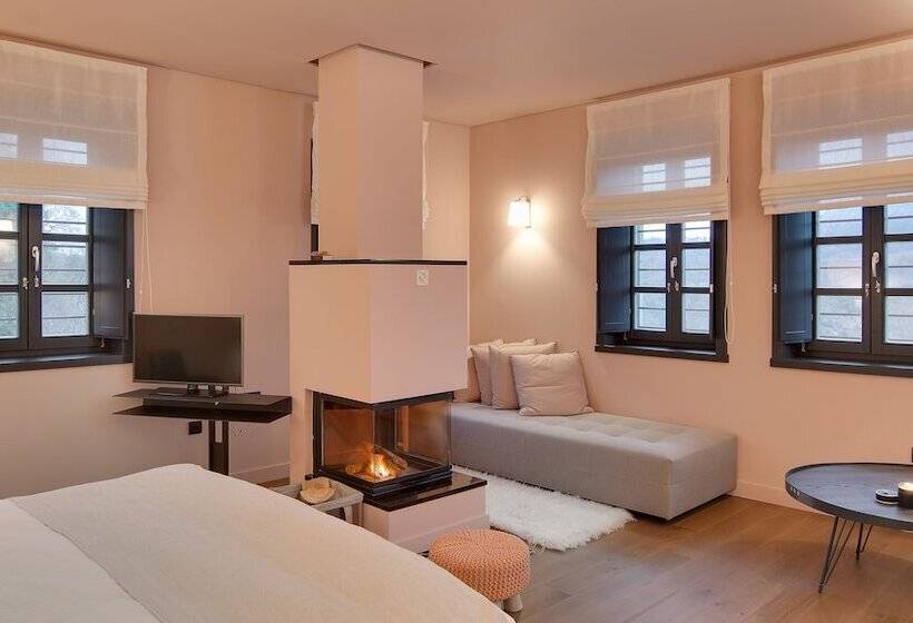 جناح جونيور, Kores Boutique Hotel & Spa