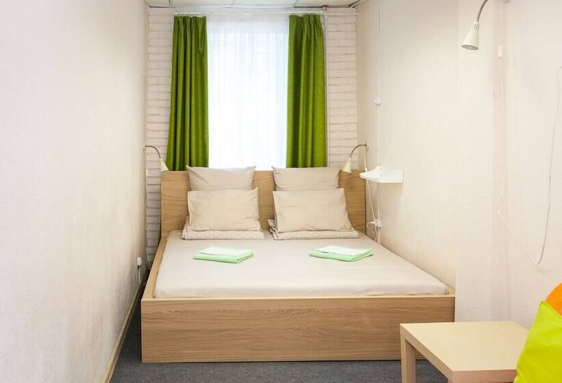 带共用浴室的标准房间, Hostel Vishnya