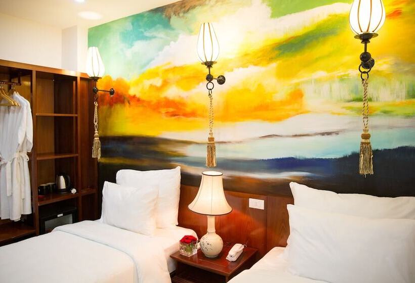 Standard Szoba, Ancient Lane