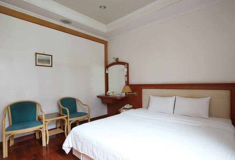 Superior Oda, Long Shan