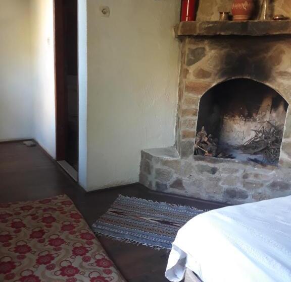 Quarto Estandar Vista Jardim, şirince Doğadaki Evler