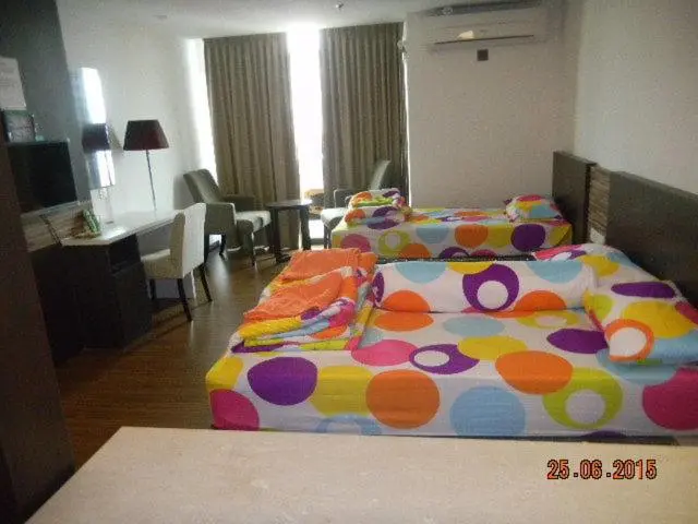 デラックストリプルルーム, Best Studio Guest House