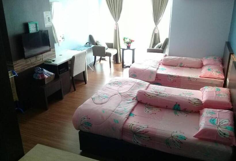 اتاق خانوادگی, Best Studio Guest House