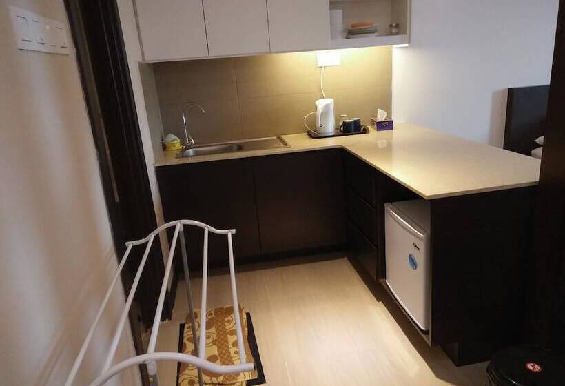 اتاق لوکس, Best Studio Guest House