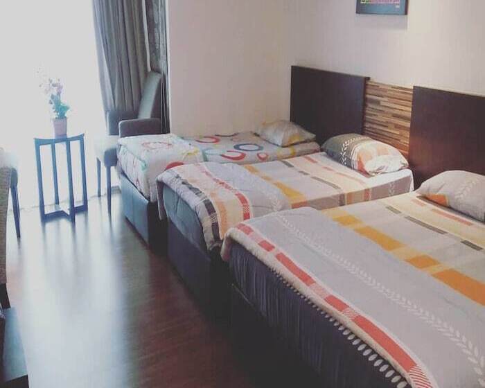 اتاق خانوادگی, Best Studio Guest House