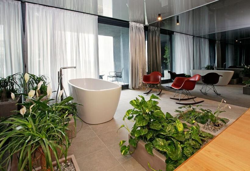 اتاق لوکس با بالکن و چشم‌انداز دریا, Lifestyle Hotel Vitar   Adults Only