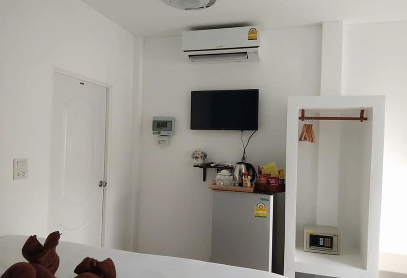 غرفة قياسية, Phannarai House