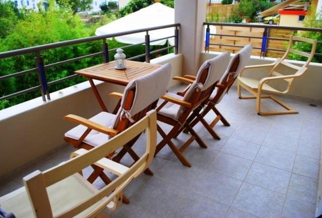 סטודיו משפחתי, Sun George