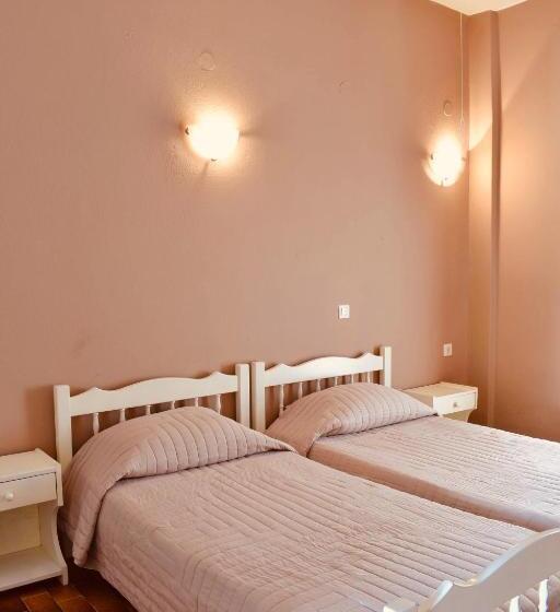 استودیوی استاندارد, Family Studios Apart