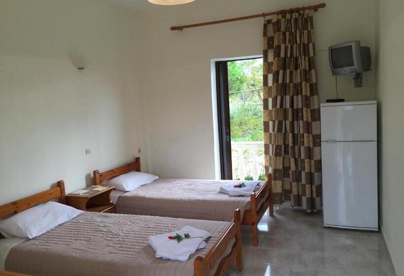 آپارتمان 1 خوابه با بالکن, Family Studios Apart