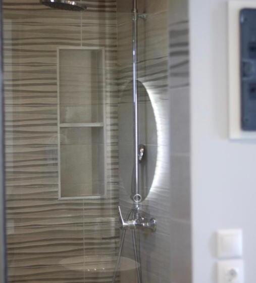 اتاق پریمیوم چهارنفره, Family Studios Apart