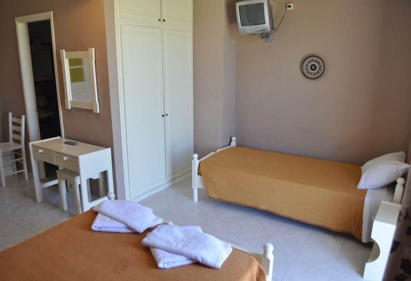 استودیوی استاندارد, Family Studios Apart