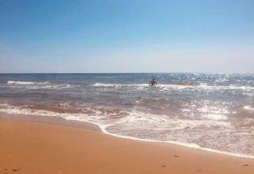 آپارتمان 1 خوابه با بالکن, Family Studios Apart