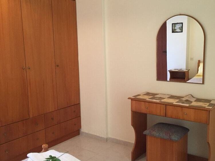 آپارتمان 1 خوابه با بالکن, Family Studios Apart