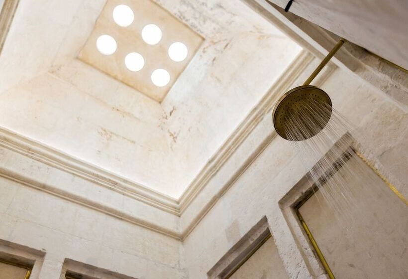 Люкс Повышенной Комфортности, Neratze Hammam Suites