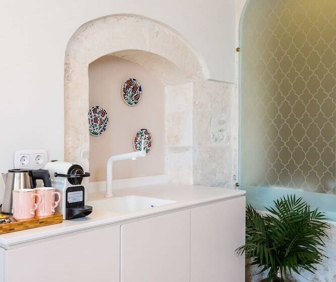 Люкс Повышенной Комфортности, Neratze Hammam Suites