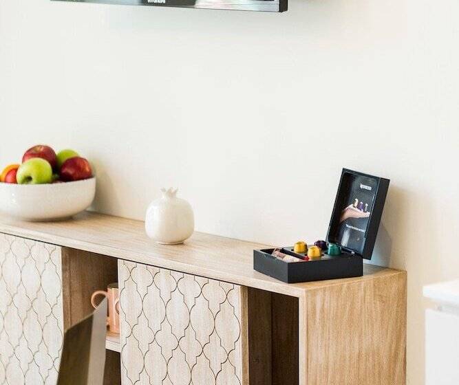 Люкс Повышенной Комфортности, Neratze Hammam Suites