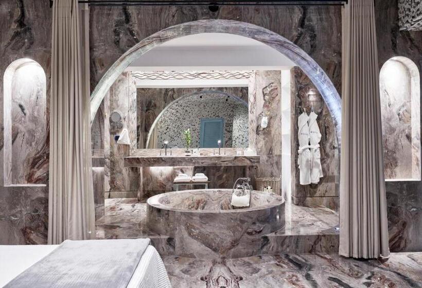 سوییت با چشم‌انداز دریا, Calilo