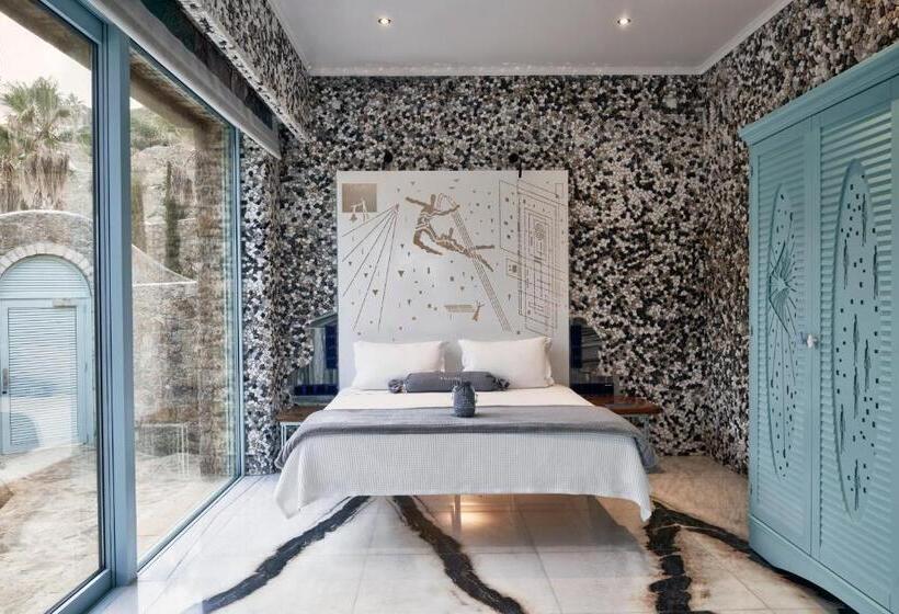 3 Bedroom Suite, Calilo