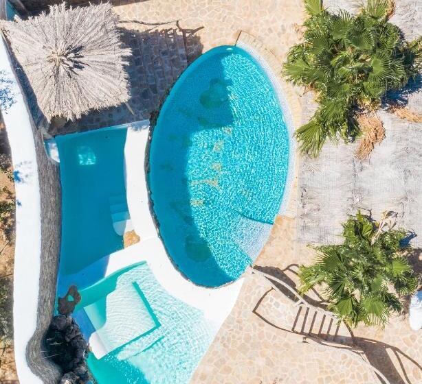 سوییت با استخر, Calilo